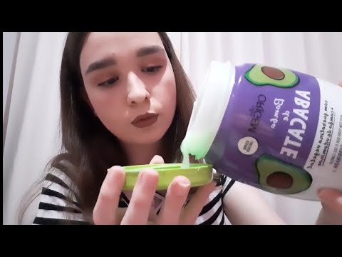ASMR LAVANDO E FAZENDO CHAPINHA NO SEU CABELO (sons de boca, produtos e líquidos)