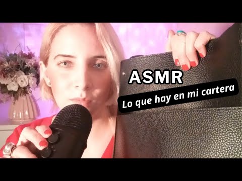 ASMR ¿QUÉ GUARDO EN MI CARTERA? 👜💜