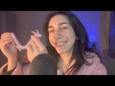 ASMR Ti accompagno dolcemente nel sonno (tapping, scratching, semi-inaudibile)