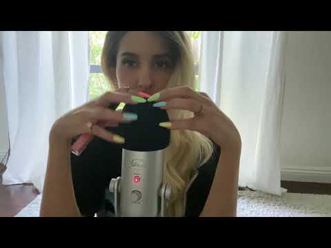 ASMR Kisses, Lip Gloss, Tongue Clicking, and Mic Brushing and Touching (No Talking, Some Tapping)