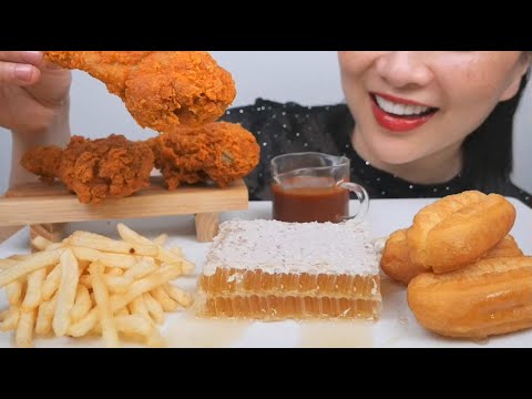 FRIED CHICKEN + RAW HONEYCOMB (ASMR EATING SOUNDS) NO TALKING | SAS-ASMR