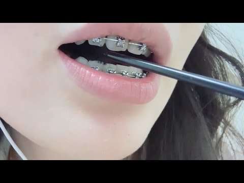 ASMR Mouth Sounds & Crunchy Sounds 😋 Close Mic ASMR | Satisfying Triggers | ASMR by a Chinese Girl
