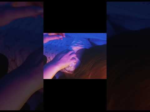 ASMR-back scratching 💆🏻‍♀️🌙💤  #asmr #relax #visualtingle #sensorystimulation  #tingle
