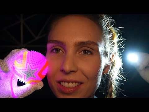 ASMR 🤭 Distracting your mind so you can fall asleep quickly (PERIPHERAL LIGHT TRIGGERS)