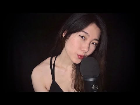 ASMR EXTREMELY TINGLY BUBBLE MOUTH SOUNDS WITH TOK TOK SOUNDS