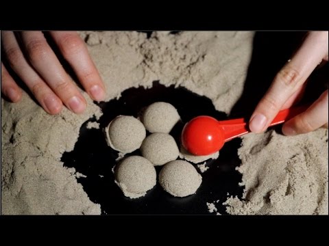 ASMR ♥ Satisfying Kinetic Sand Magic ♥