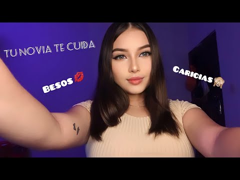 Tu novia te cuida después de un día largo de trabajo (asmr) zujeiasmr