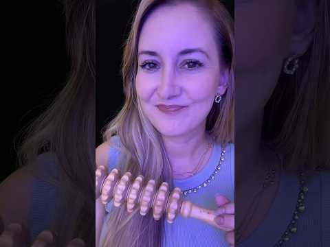 ASMR: Relaxando e massageando seus ombros 🩵