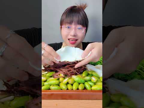 #shorts eating Vietnamese smoked meat #linhasmr #asmr #asmrcontent #asmreating #asmrfood #mukbang