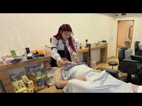 This Bangkok Vietnamese Barbershop is blowing up right now!