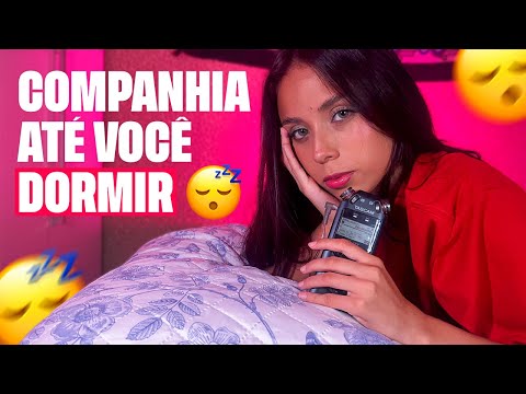 ASMR NA CAMA ( sussurros, mouth sounds, kisses, hand movements)