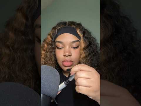 mascara vs lipgloss #asmr #asmrshorts #shorts #makeup #lipgloss #lipglossaddiction