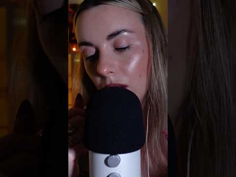 ASMR spoolie mouth sounds 👄 #asmrmouthsounds #tingles