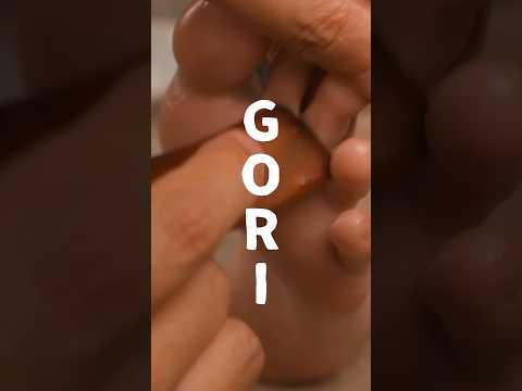 ごりごり足つぼ | 足からこんな音がするんです #Shorts
