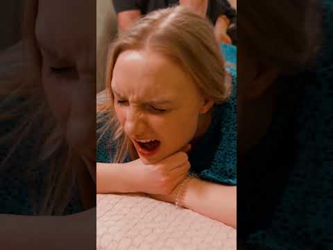 Emotional deep tissue painful massage and chiropractic adjustments for Irina #shorts