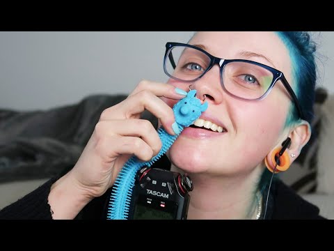 ASMR STRETCHY LLAMA (Sticky & Prickly Mic Sounds) 🦙