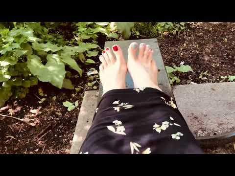 ASMR Goodmorning FEET in park