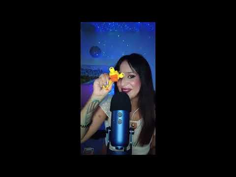 ASMR os enseño los REGALOS de mi cumpleaños 🎉🎂 