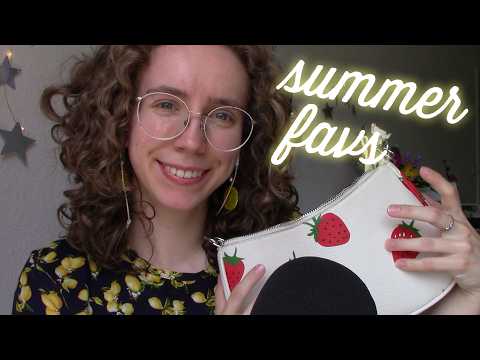 [ASMR] Showing you my Summer Favorites 🍓☀️ tingly Trigger Assortment (tapping, fabric sounds, …)