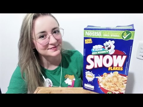 ASMR MUKBANG: CEREAL SNOW FLAKES (SUSSURROS / SONS DE MASTIGAÇÃO)