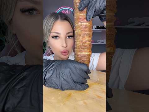 Torpil kokoreç yiyoruz 🤤 Kaç dakikada yedim ⁉️ #shorts  #mukbang #türkçeasmr #challenge reklam