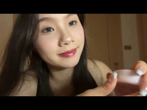 Ida helps you sleep. Makeup for my bestie. Light voiceover. Babe, you're in love with makeup.