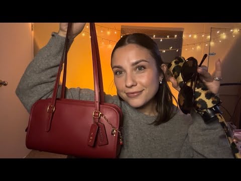 ASMR | Pack my bag with me! 💄👜