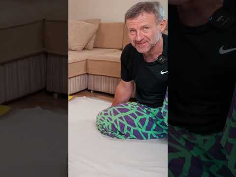 Deep foot stretching for Lisa #stretching