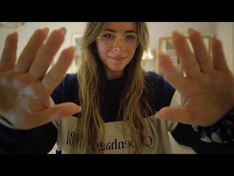 ASMR Camera lens tapping Fast (no talking)