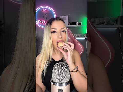 Mm çok leziz 😄🥚#asmr #türkçeasmr #selenasmr #shorts