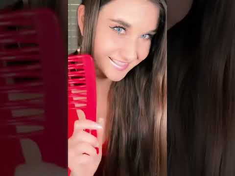 #asmr #longhair #silkyhair #longhairasmr #whispering #tapping #asmrwhispering #hairbrushing