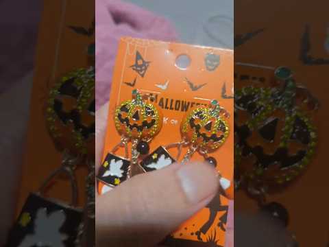 asmr jewelry sounds Jewelry Plastic Crinkles The Cutest halloween earrings.