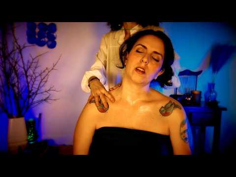 ASMR su Persona Reale Pulizia energetica e MASSAGGIO COLLO e SCHIENA con burro (musica 432 hz)
