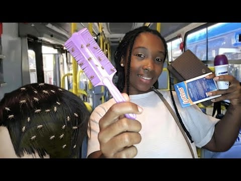 ASMR - Vendedora Tira seu PIOLHO no Ônibus | Transporte Público🚍Sons de Pente No Cabelo. ✨