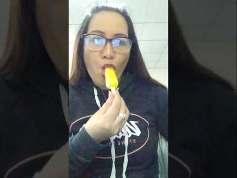 YELLOW POPSICLE #mukbang #shortsfeed #everyone #popsicle