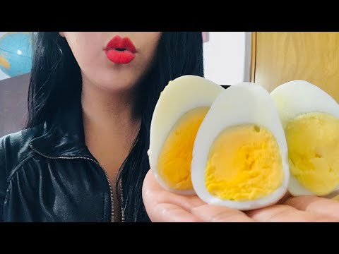 ASMR COMIENDO HUEVO🥚