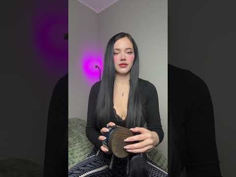 Wood sounds with my nails #asmr #asmrtriggers #asmrsounds