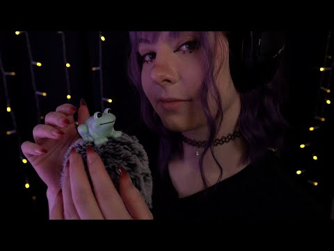 ASMR | gentle Whispering, Ramble & Rare Tapping Sounds - Blue Yeti