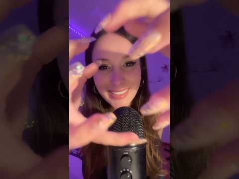 Parfois il faut juste un petit massage de l’âme pour aller mieux🫶 #asmr #handmovements #mouthsounds
