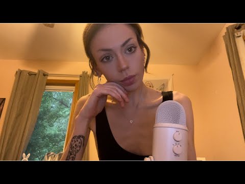 Asmr spit painting + mic kisses & licking 🫧