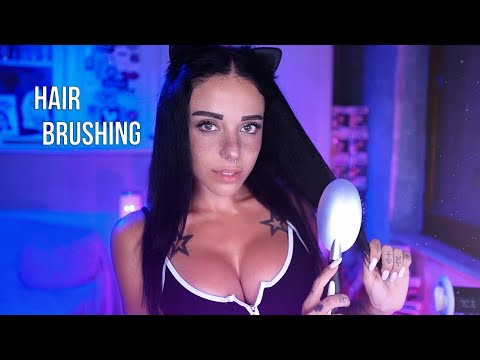 ACCAREZZAMI I CAPELLI 🤗 | ASMR Hair Brushing