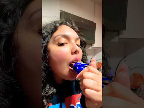 CANDY BAR ASMR | eating GREAT VALUE three musketeers chocolate bar #asmr #chocolate