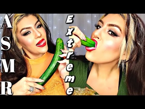 ASMR EXTREME CRUNCHY EATING SOUNDS (NO TALKING)