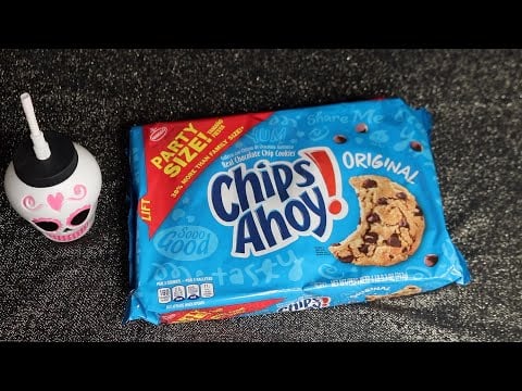 CHIPS AHOY! CHOCOLATE CHIP COOKIES ASMR EATING SOUNDS