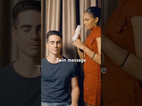 ASMR Massaggio a 4 Mani da 2 Massaggiatrici SENZA ESPERIENZA! #shorts