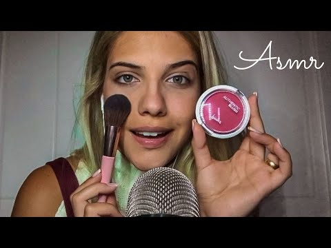 ASMR Sussurros - Me maquiando | Sussurros e sons de maquiagens