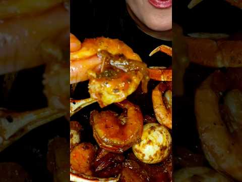 Spicy Seafood Boil #asmr #seafood #food #mukbang #eatingshow