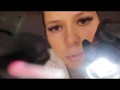 ASMR - ROLEPLAY Te quito una pestaña del ojo 👁️ (Collab con Dossier)