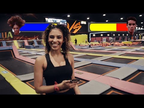 Mi ha BATTUTO al PARCO TRAMPOLINI ELASTICI più GRANDE di tutta l'ASIA