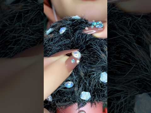 Fluffy mic scratching #asmr #shorts #asmrscratching #nails #asmrtriggers